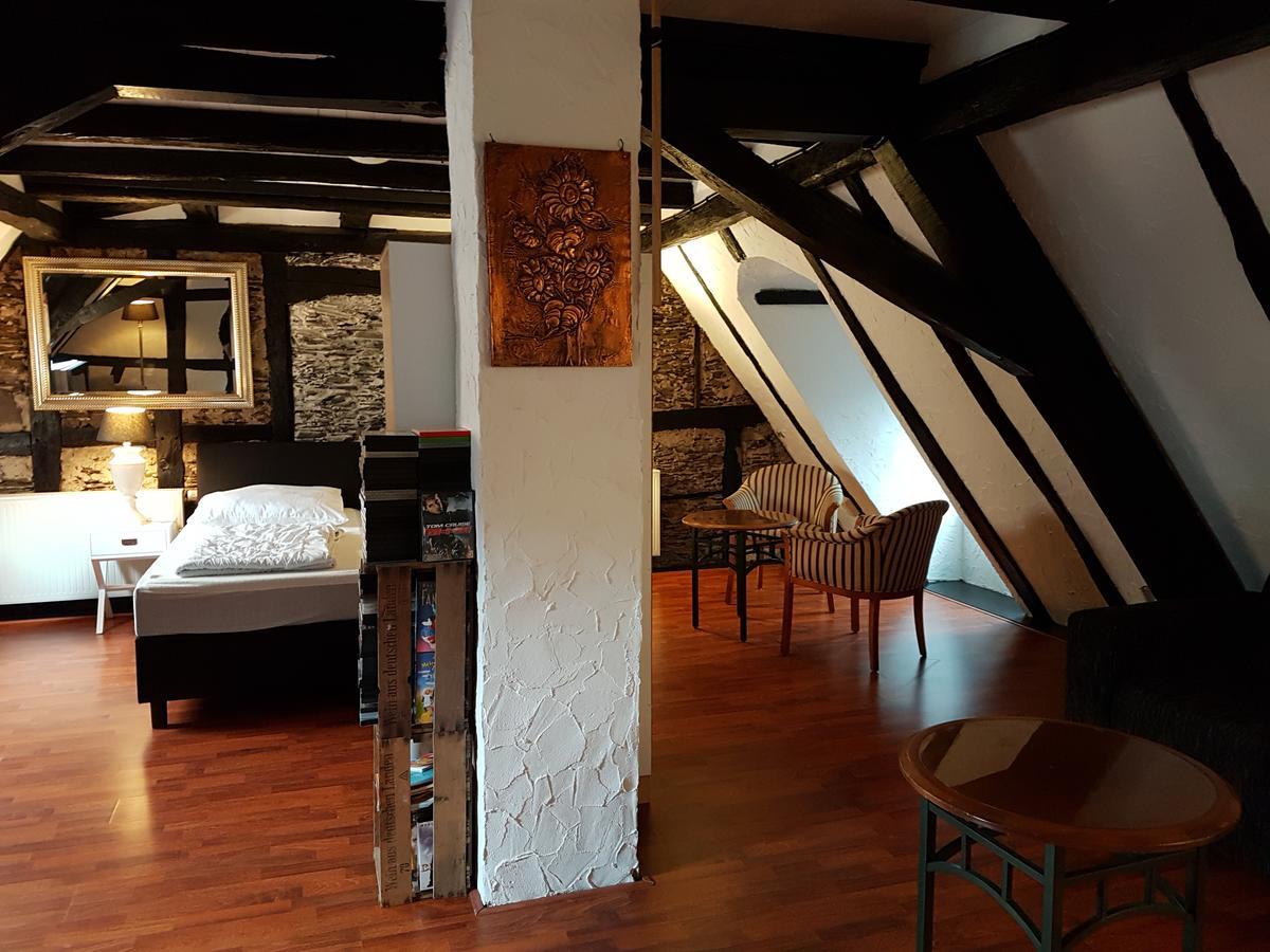 Haus Am Bachgasse - Haus Von 1777 Mit Sauna Zell an der Mosel Dış mekan fotoğraf
